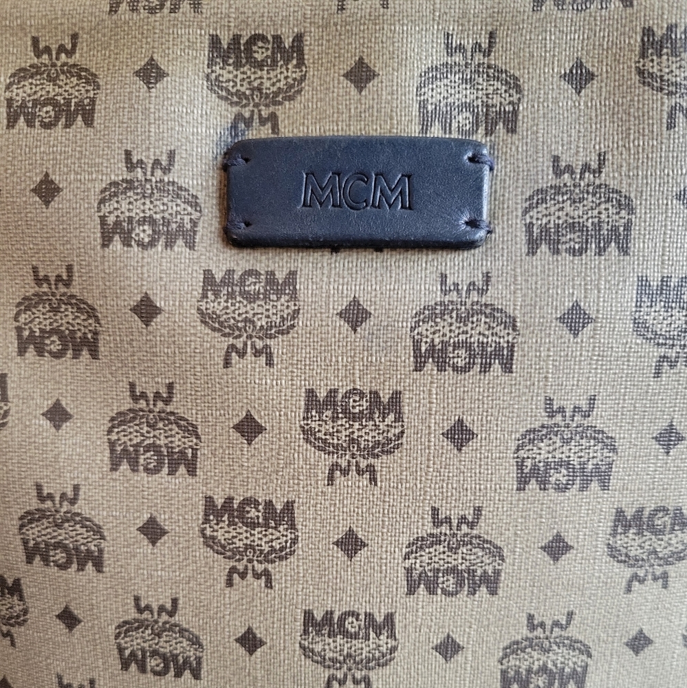 MCM visetos messenger bag - Picture 5 of 10